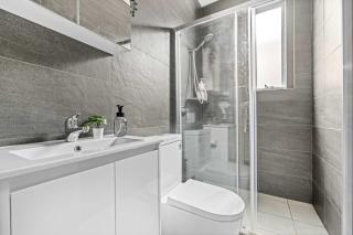 Rustic Single Room - Central Spot in Kensington - Shared Bathroom - 3