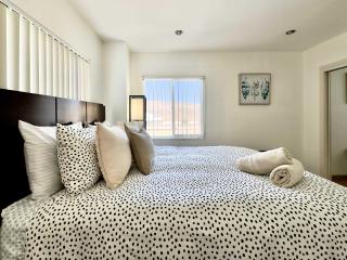 Love La Jolla Hot Tub and Pools - 5