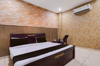 Hotel O Faridabad Central Railway Junction Formerly Diamond - 8