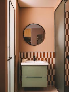 Saint J Hotel by Brassbell - 1