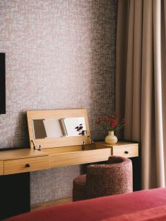 Saint J Hotel by Brassbell - 3