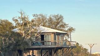 Rustic Retreat - 0