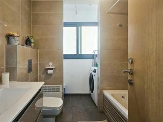 Hashofet Haim Cohen 12 - 6