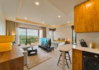 Panoramic Sea View Chaweng Hill Modern Apartment - 3