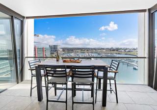 The Marina Outlook - Elevated Views - 4