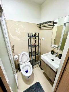 Cozy and stylish 1 bedroom with balcony condo near MOA, SMX, NAIA Airport - Manila - 3