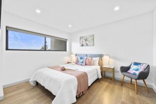 Beautiful Home close to Shopping Mall and Train Hornsby - 3