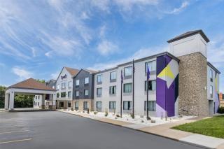 Spark by Hilton La Crosse Onalaska - 0