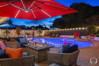 Cozy Coastal Hangout-Pool, Spa & Game Night Ready! - 6