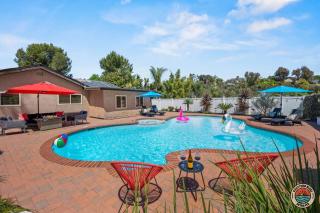 Cozy Coastal Hangout-Pool, Spa & Game Night Ready! - 9
