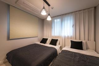 Mono Stay - 1