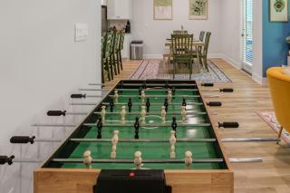 Family&Group Getaway - 4BR Tallahassee Home for 10 - 6