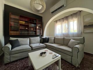 The Book Shelter - 6