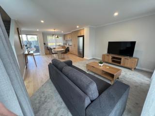 King Street Apartments - 8