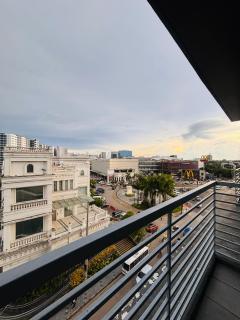 17 Relaxing Escape Near Emperador - 9