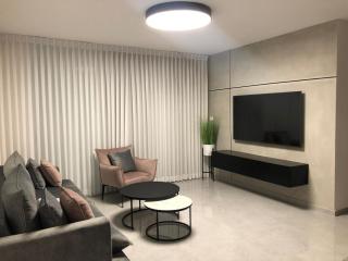 Modern 2BR Apt with Balcony, Central Thessaloniki - 0