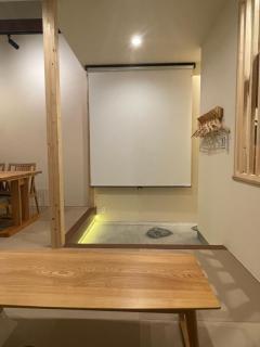 8名様で貸切可能,駅まで徒歩1分!陶器浴槽で旅の疲れを癒せます! - 6