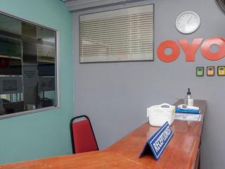 OYO 90120 MI Hotel Dungun - 3