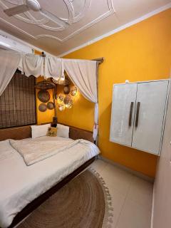 The Boho Retreat Near Ganges - 8