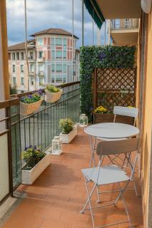 Beautiful floral apartment on Navigli - 0