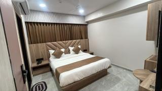 Hotel Noble Town - 4