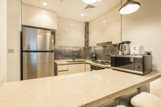 Premium Central Home with Burj Khalifa View - 2