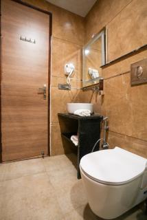The Riverstone Inn - 8