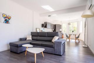 LE MADRID avec balcon proche Croisette plages et Palais des Festivals - Cannes - 0