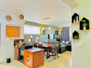 CozyNest Apartments - 1