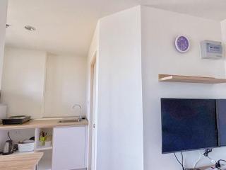 芭提雅酒店公寓 海边度假公寓 中天海滩公寓 步行街很近的民宿 - 1