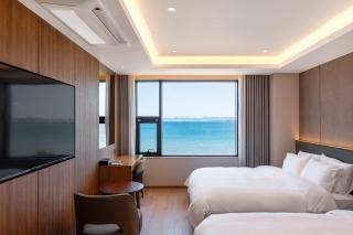 Pohang Yeongildae Beach Hotel - 2