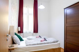 Gozsdu Haven Gem Central 3BR w Nightlife Nearby - 4