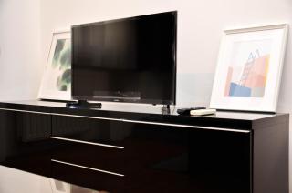Gozsdu Haven Gem Central 3BR w Nightlife Nearby - 2