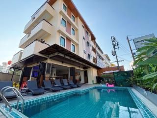 Swimming Pool Apartment Hotel - 0