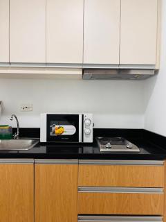 Peaceful Escape with City Convenience - 4