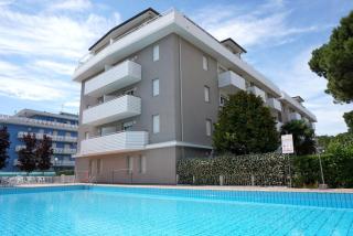 Relax in a flat with pool - 6