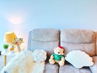 Central Comfort CBD 2BR Apartment with Pool and Gym SKT1002 - 8