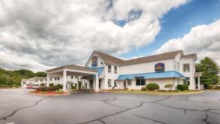 The Inn on Storrs - 7