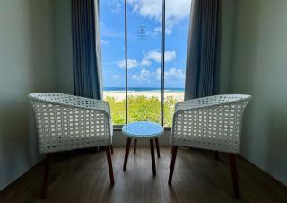 Avyanna Gulhi Beach Hotel - 8