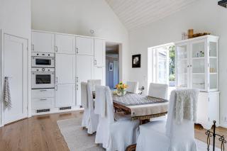 Vacation Dream with Sea View, Sauna, Patio & BBQ - Glommen - 2