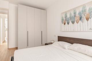 NEW Prestige Collection-2 Rooms-2 Bathrooms-Parking-VleDante - 4