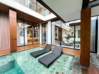Villa Asri - Modern Tropical Rooftop Villa 4BR Umalas - 7