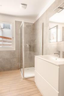 NEW Prestige Collection-2 Rooms-2 Bathrooms-Parking-VleDante - 1
