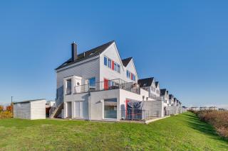Ostsee-Ferienwohnung "Meeresflüstern" für 4, Modern, Meerblick, Sauna, Terrasse, nah am Strand - 9