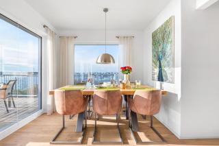 Ostsee-Ferienwohnung "Meeresflüstern" für 4, Modern, Meerblick, Sauna, Terrasse, nah am Strand - 1
