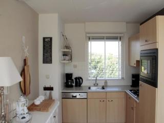 Lovely holiday home with private barbecue - 5