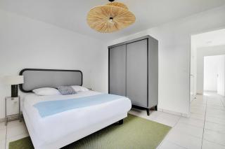 Elegant Appt - 2BDR-6P - Near Paris & La Defense - 9