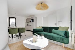 Elegant apartment - 2BDR-6P - near Paris & La Defense - 0