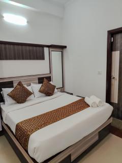 The Golden Hotel Agra - 0