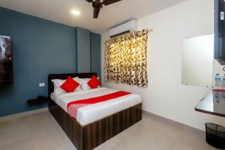 Hotel Everest Inn - 0